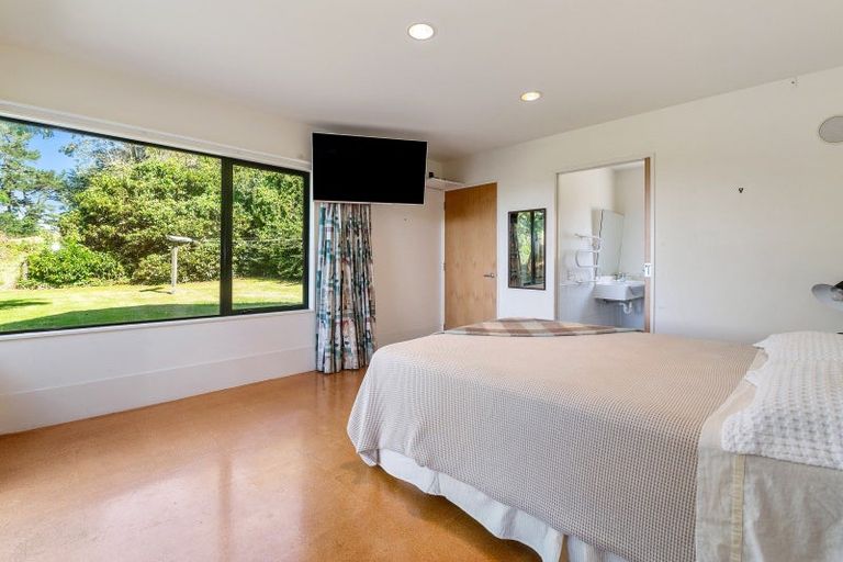 Photo of property in 8 Mokoia Drive, Tihiotonga, Rotorua, 3015