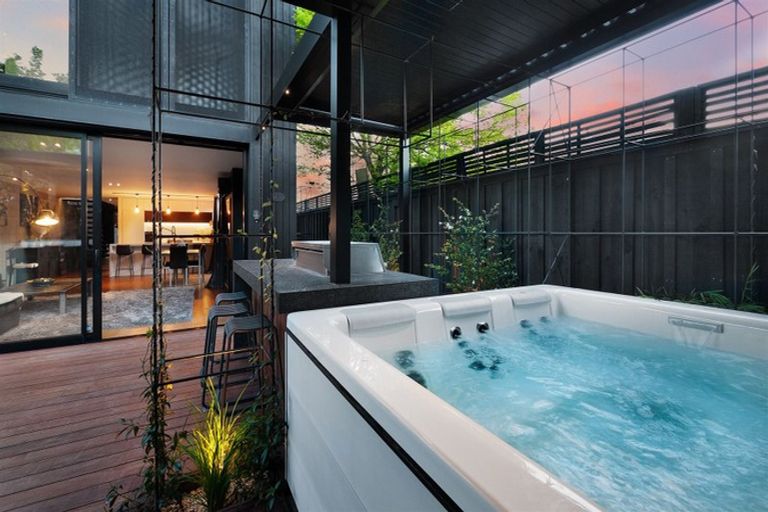 Photo of property in 39 Conference Street, Christchurch Central, Christchurch, 8013