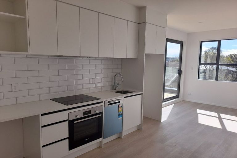 Photo of property in 7/53 Drake Street, Howick, Auckland, 2014