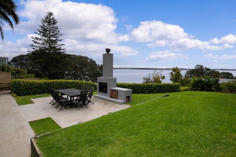 Photo of property in 51 St Michaels Avenue, Point Chevalier, Auckland, 1022