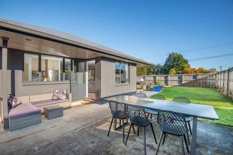 Photo of property in 1 White Hart Lane, Mosgiel, 9024