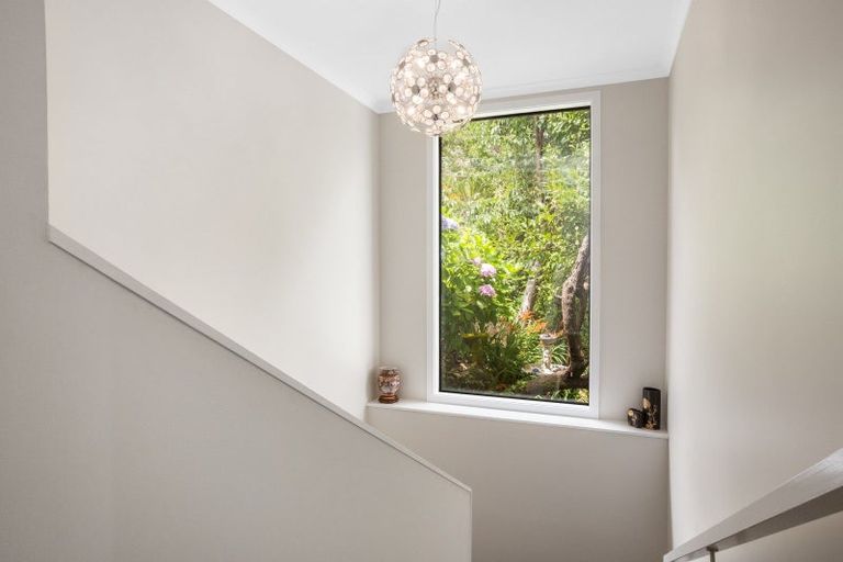 Photo of property in 86 Mana Esplanade, Paremata, Porirua, 5026