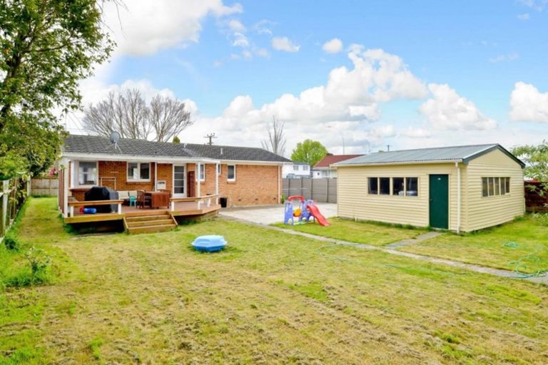 Photo of property in 175 Sandwich Road, St Andrews, Hamilton, 3200