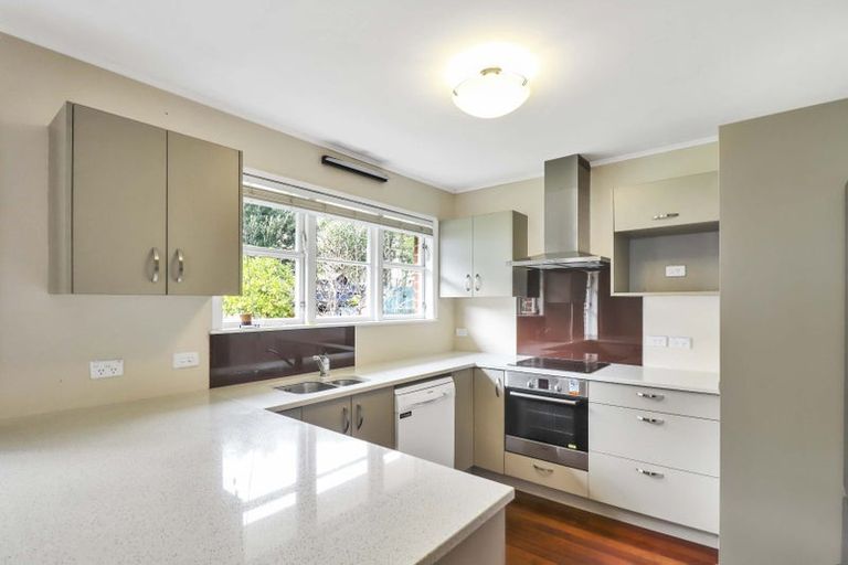 Photo of property in 3 Parnell Street, Fairfield, Lower Hutt, 5011