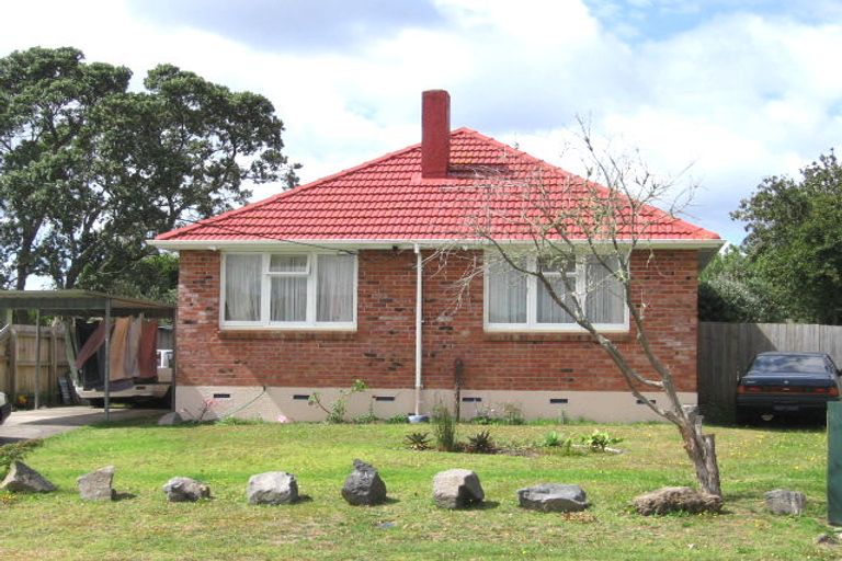 Photo of property in 22 Hayman Place, Beach Haven, Auckland, 0626