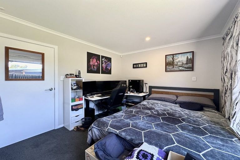 Photo of property in 52 Mawai Hakona Drive, Wallaceville, Upper Hutt, 5018
