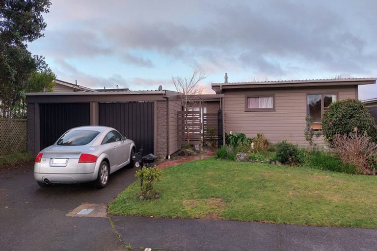 Photo of property in 28 The Quarterdeck, Whitby, Porirua, 5024