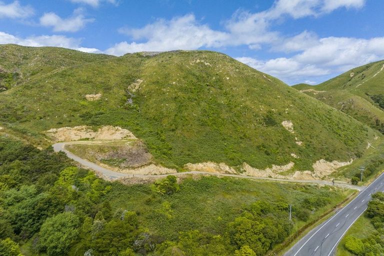 Photo of property in 213 Reikorangi Road, Waikanae, 5391