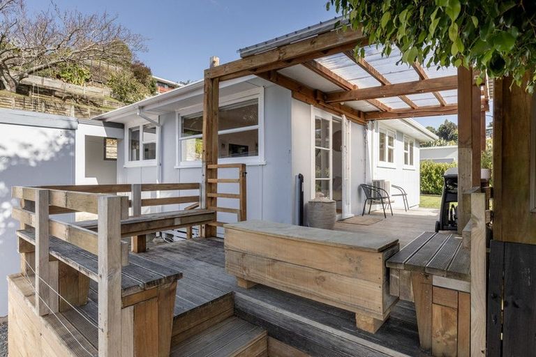 Photo of property in 21 Omokoroa Road, Omokoroa, 3114