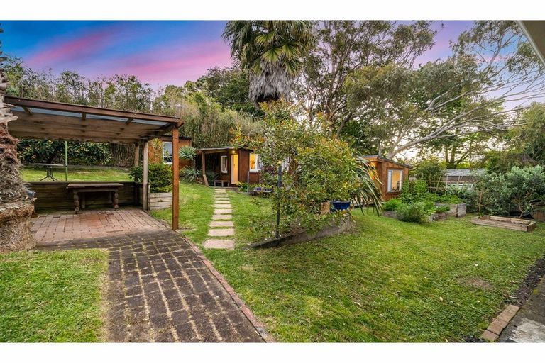 Photo of property in 77 Methuen Road, New Windsor, Auckland, 0600