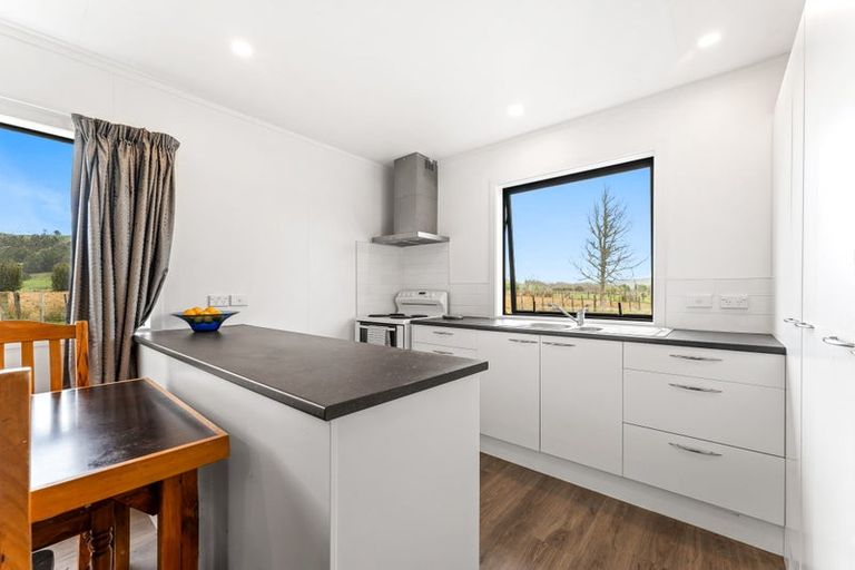 Photo of property in 16 Guy Road, Kaipara Flats, Warkworth, 0981