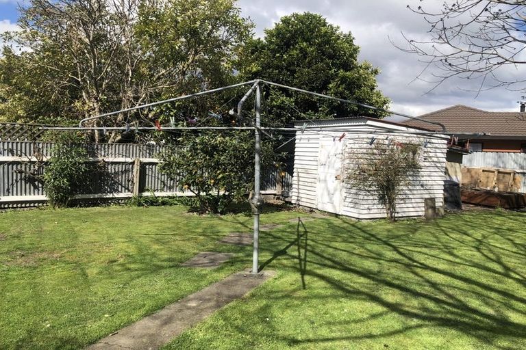 Photo of property in 205 Warwick Road, Mayfair, Hastings, 4122