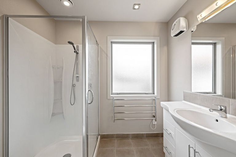 Photo of property in 4 Weka Place, Picton, 7220