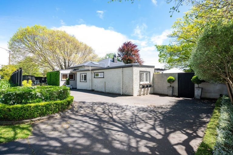 Photo of property in 54 Iona Road, Havelock North, 4130