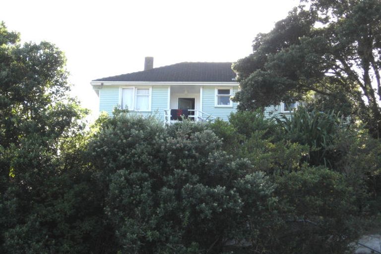 Photo of property in 181 Mungavin Avenue, Cannons Creek, Porirua, 5024