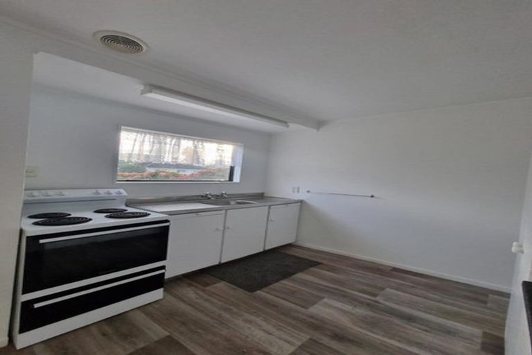 Photo of property in 8 Wha Street, Frankton, Hamilton, 3204