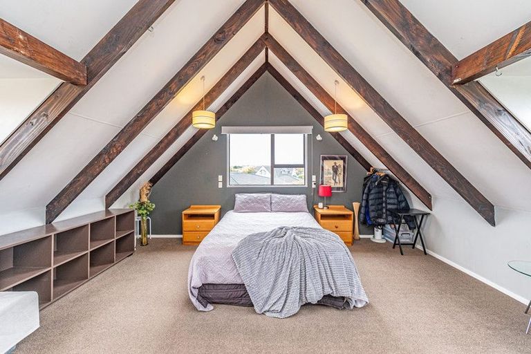 Photo of property in 18 Warwick Place, Springvale, Whanganui, 4501