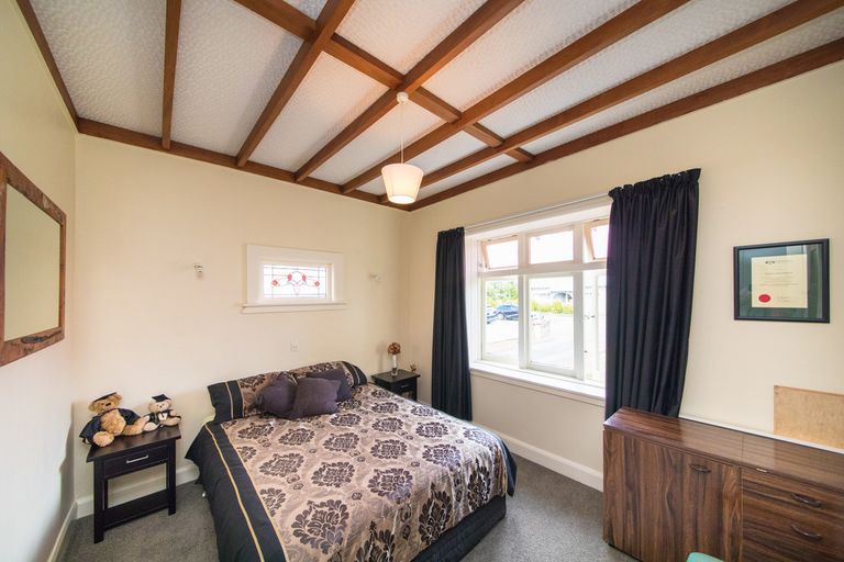 Photo of property in 16 Karaka Street, Hokowhitu, Palmerston North, 4410
