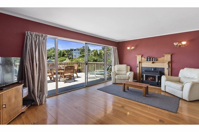 Photo of property in 12 Danbury Drive, Torbay, Auckland, 0630