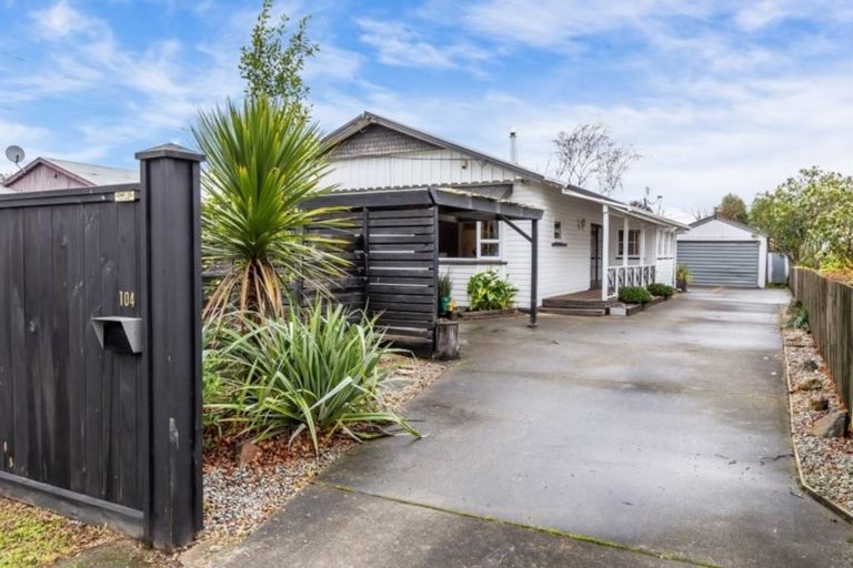 Photo of property in 104 Studholme Street, Somerfield, Christchurch, 8024