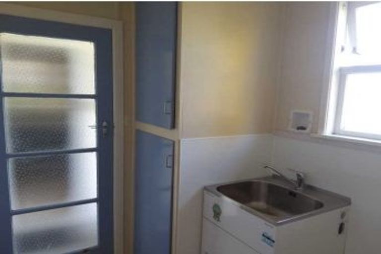 Photo of property in 3 Mark Perreau Place, Foxton, 4814