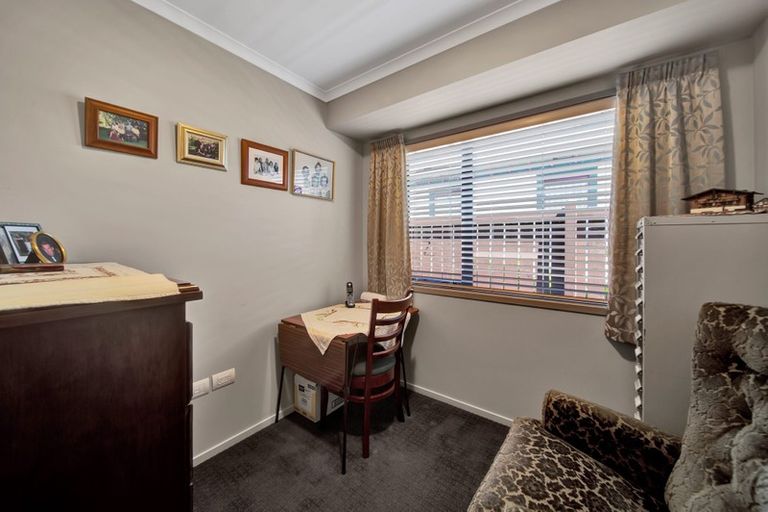 Photo of property in 14 Milmoe Street, Hawera, 4610