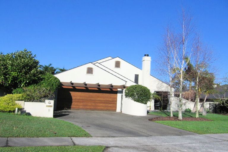 Photo of property in 8 Landing Drive, Albany, Auckland, 0632