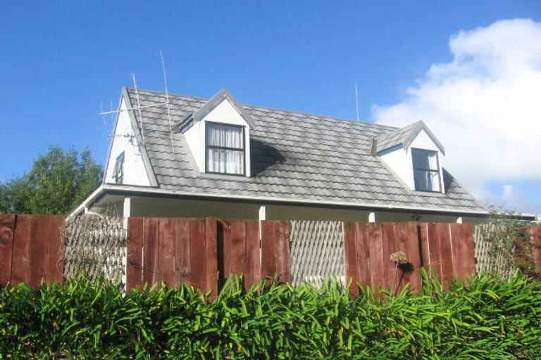 Photo of property in 21 Newton Place, Westbrook, Palmerston North, 4412