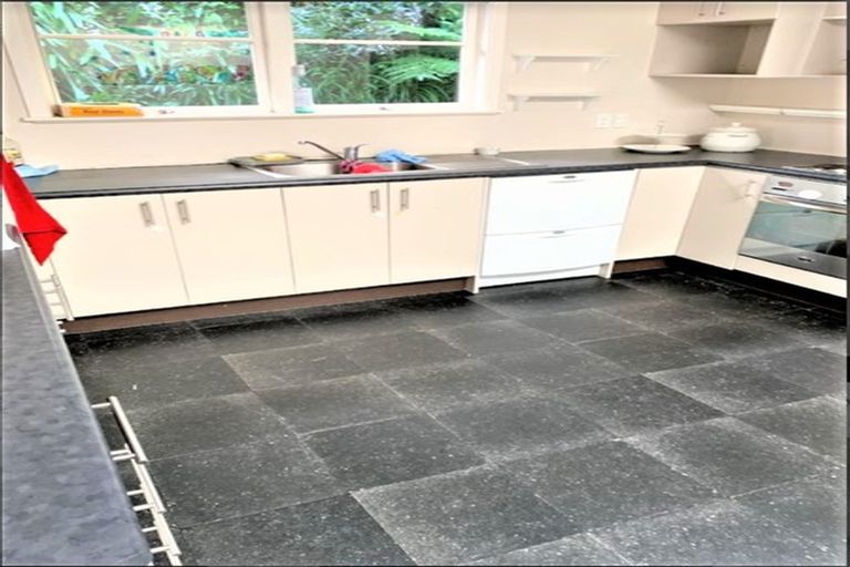 Photo of property in 9 Damian Grove, Waterloo, Lower Hutt, 5011