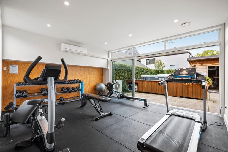 Photo of property in 14 Ayr Street, Riccarton, Christchurch, 8011
