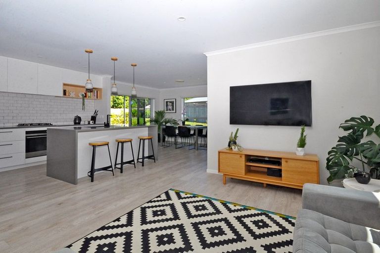 Photo of property in 9 Magnolia Lane, Kaukapakapa, Helensville, 0875