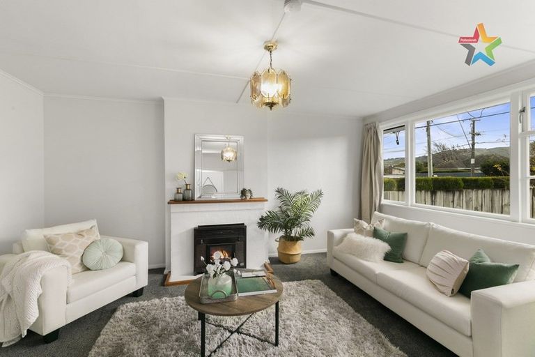 Photo of property in 1036 High Street, Avalon, Lower Hutt, 5011