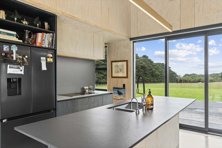 Photo of property in 17 Goodnight Lane, Ocean Beach, Featherston, 5773