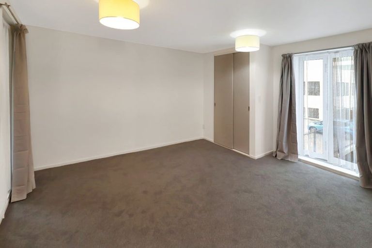 Photo of property in 6/8b Lipman Street, Mount Victoria, Wellington, 6011