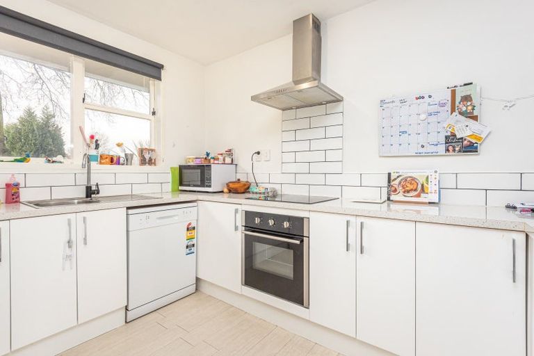 Photo of property in 4/277 Main South Road, Hornby, Christchurch, 8042