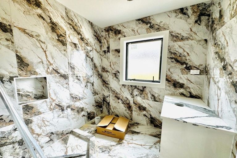 Photo of property in 75 Calthorp Close, Favona, Auckland, 2024