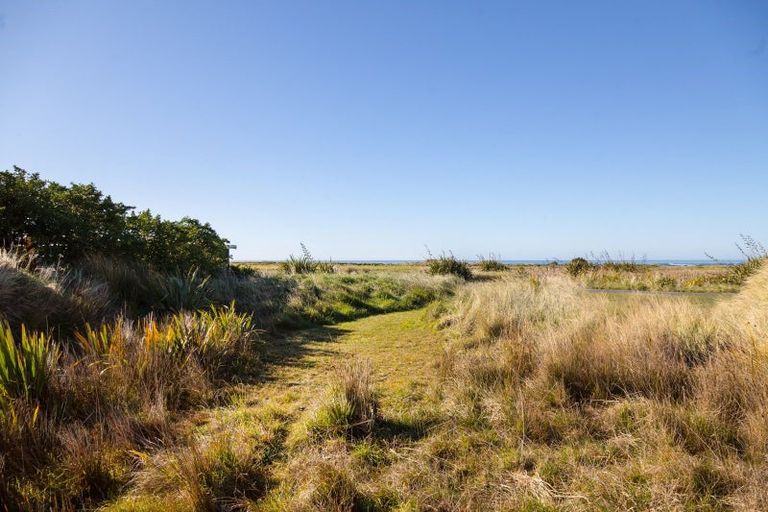Photo of property in 8 Beach Road, Flat Point, Masterton, 5883