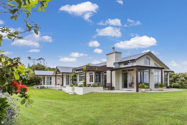 Photo of property in 59 Mccallum Drive, Sandspit, Warkworth, 0982