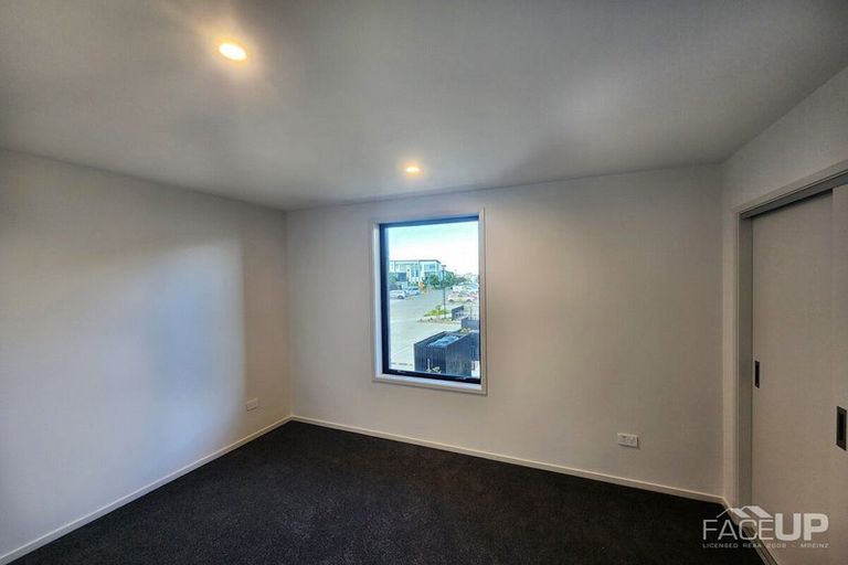 Photo of property in 10 Arvo Lane, Hobsonville, Auckland, 0616