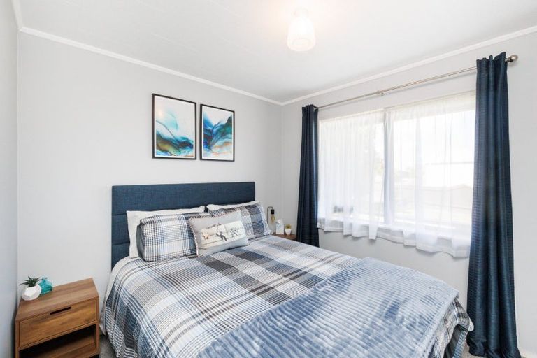 Photo of property in 20 Cargill Grove, Kelvin Grove, Palmerston North, 4414