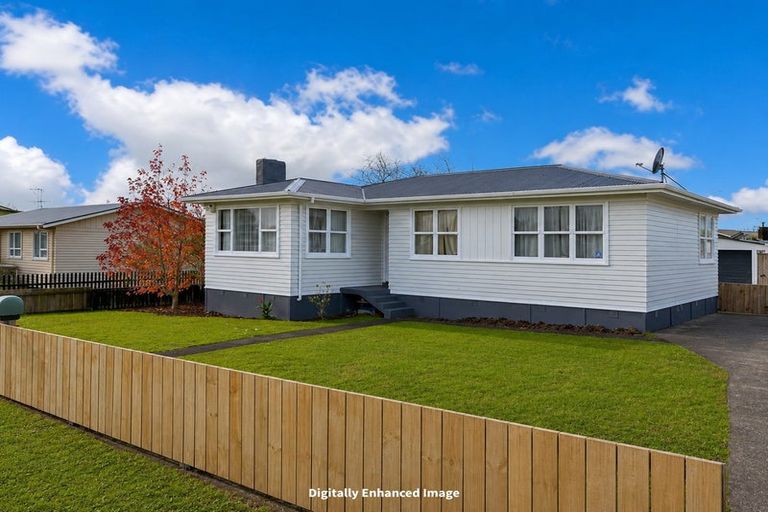 Photo of property in 58 Addington Avenue, Manurewa, Auckland, 2102