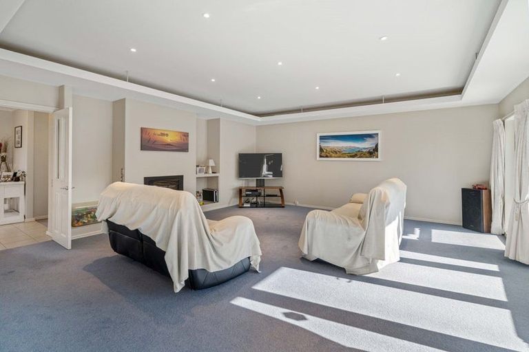 Photo of property in 4 Croftfield Place, Westmorland, Christchurch, 8025