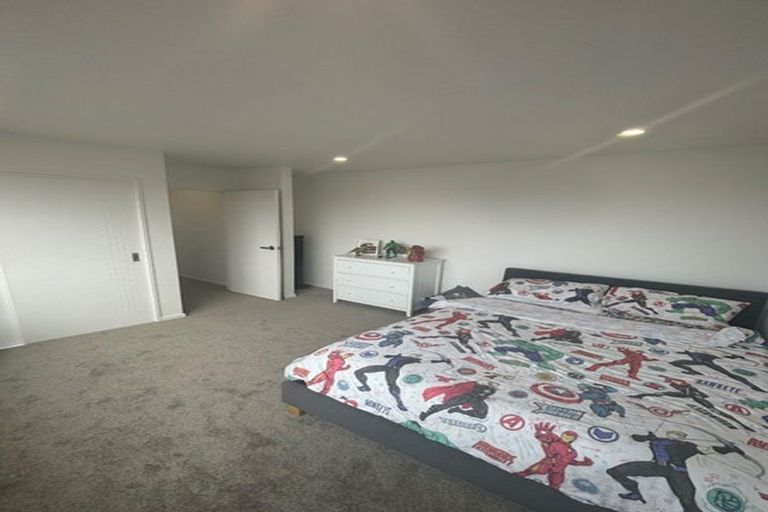 Photo of property in 53 Sunnyheights Road, Orewa, 0931