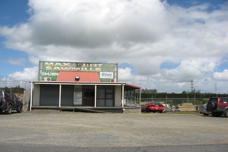 Photo of property in 213a Great South Road, Drury, 2113