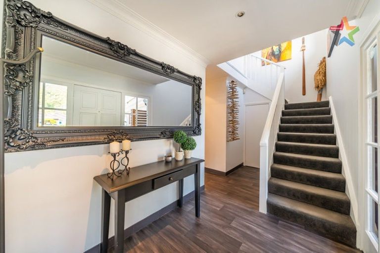 Photo of property in 15 Summit Road, Fairfield, Lower Hutt, 5011