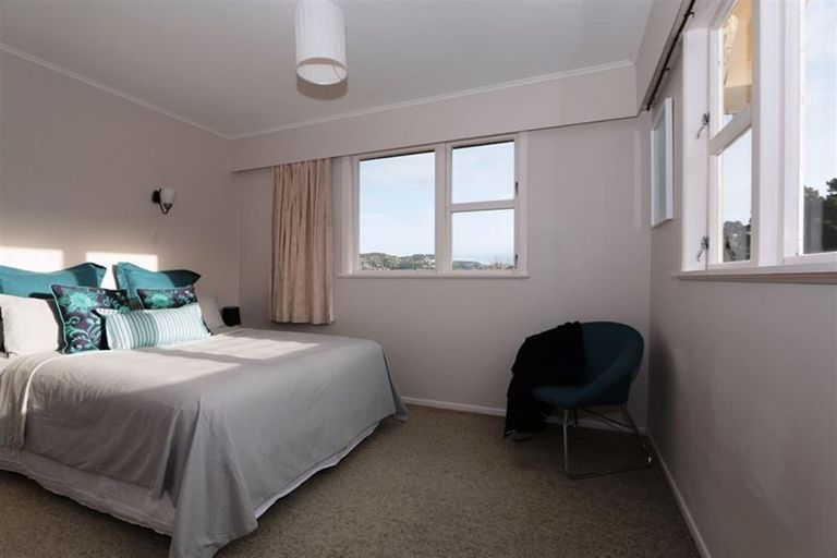 Photo of property in 16 Awarua Street, Ngaio, Wellington, 6035