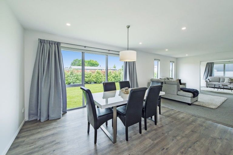 Photo of property in 16 Hobbs Street, Hororata, 7572