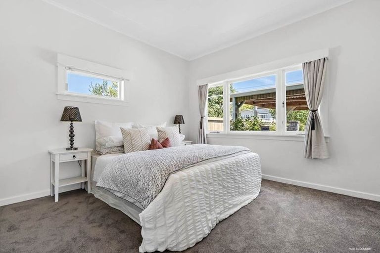 Photo of property in 4 Aliford Avenue, One Tree Hill, Auckland, 1061