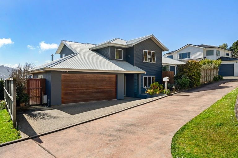 Photo of property in 68 Downing Street, Crofton Downs, Wellington, 6035