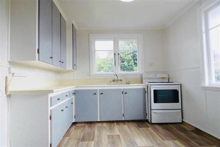 Photo of property in 47 Lorna Street, Lynmouth, New Plymouth, 4310